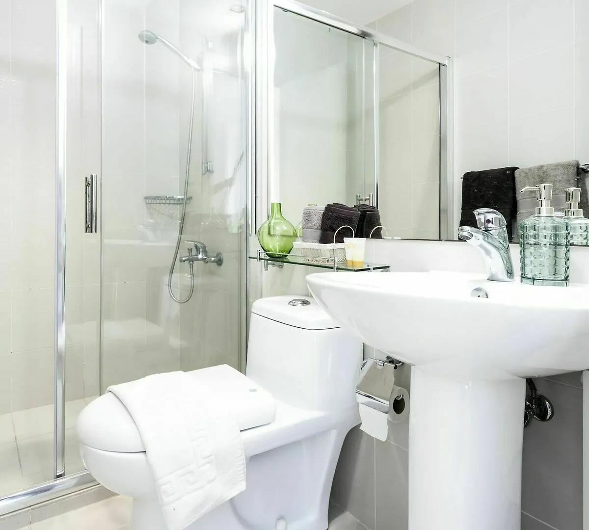 The Gramercy Residences By Stayhome Asia Makati City
